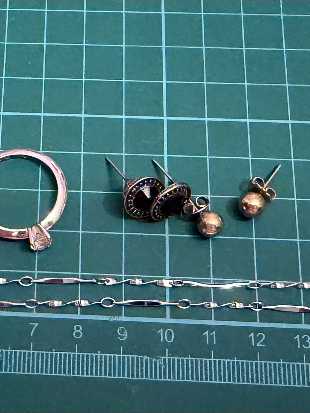 Lot of jewelry